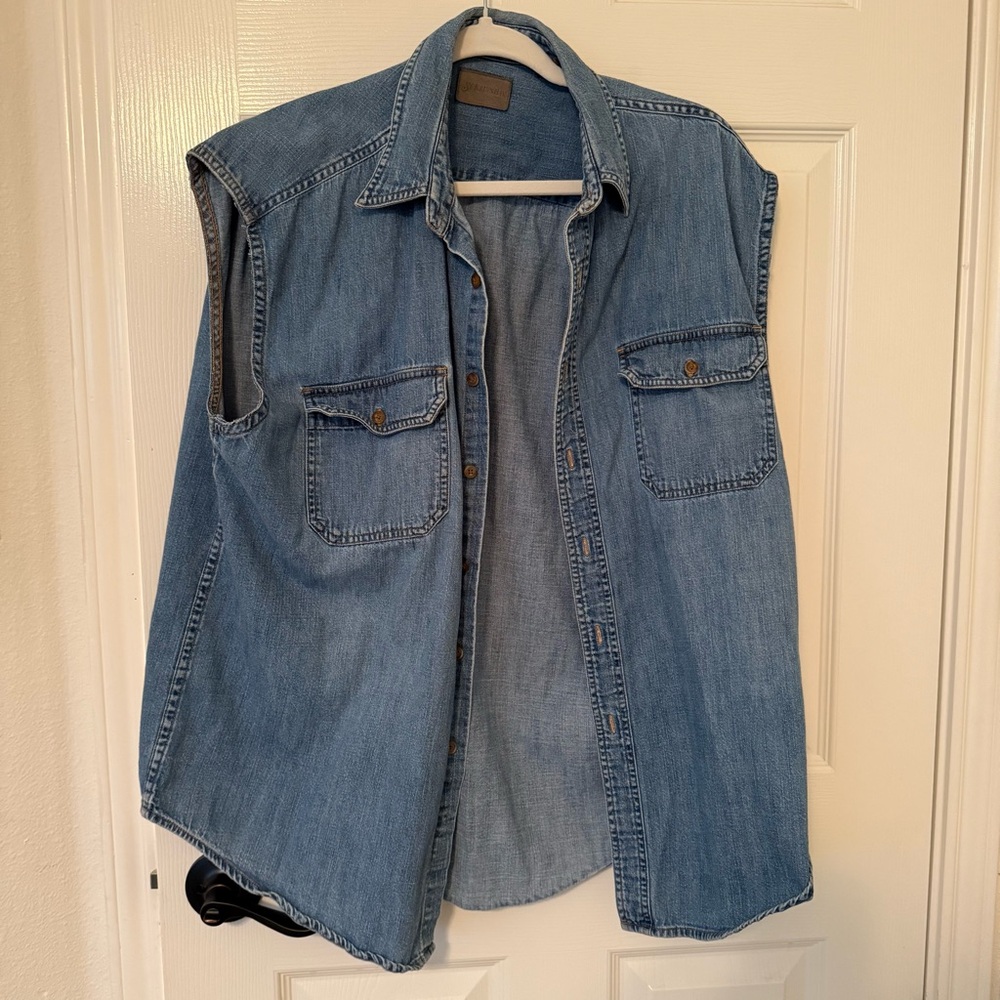 St. John's Bay Denim Sleeveless Button-Front Vest top can wear open or closed